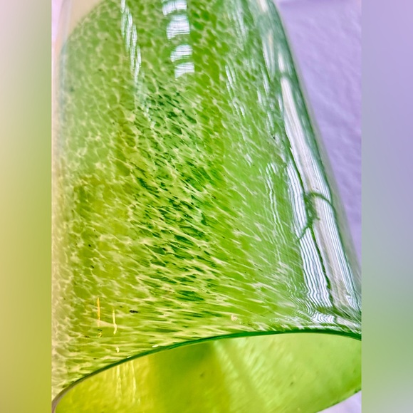 12” Tall Vintage Vibrant Green & White Bubble Glass Vase Minimalist Maximalist - Picture 8 of 16